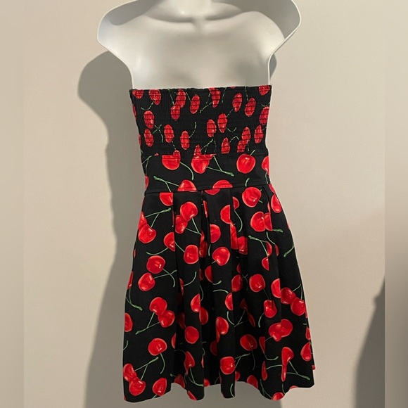 Ixia Cherry Print Retro-Inspired Halter Dress Size Small - Picture 5 of 6